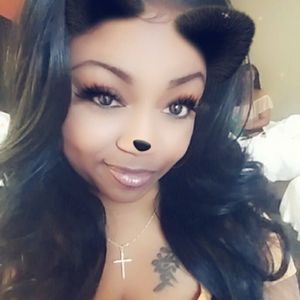 Meet your Posher, Keshia